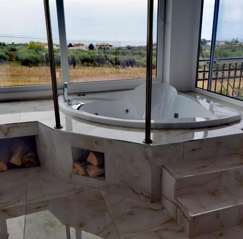 For Sale – Villa 330 m² in Chalkidiki