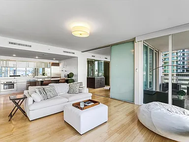 1040 Biscayne Blvd APT 1107, Miami, FL 33132