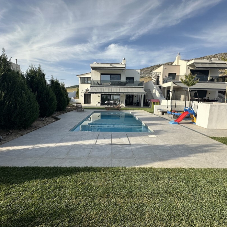 For Sale – Detached house 235 m² in the suburbs of Thessaloniki