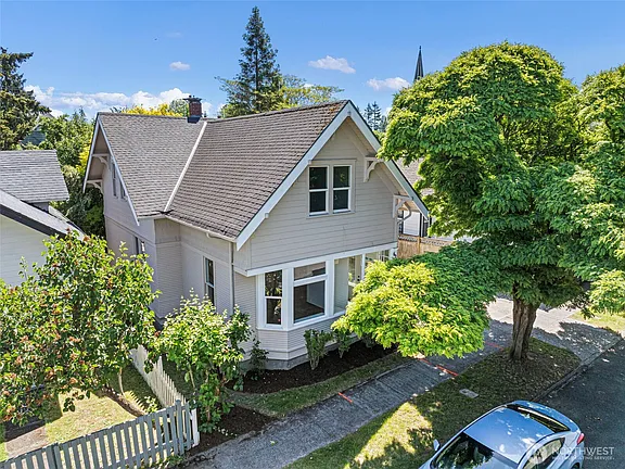 621 S Pine Street, Tacoma, WA 98405