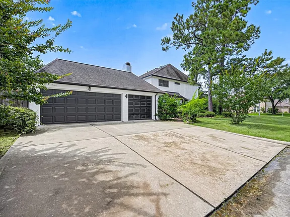 15618 Banty Falls Ct, Houston, TX 77068