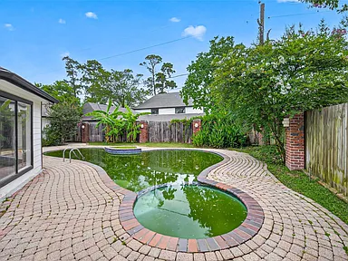 15618 Banty Falls Ct, Houston, TX 77068
