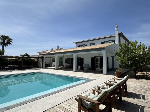 Beautiful Villa For Sale In Almancil