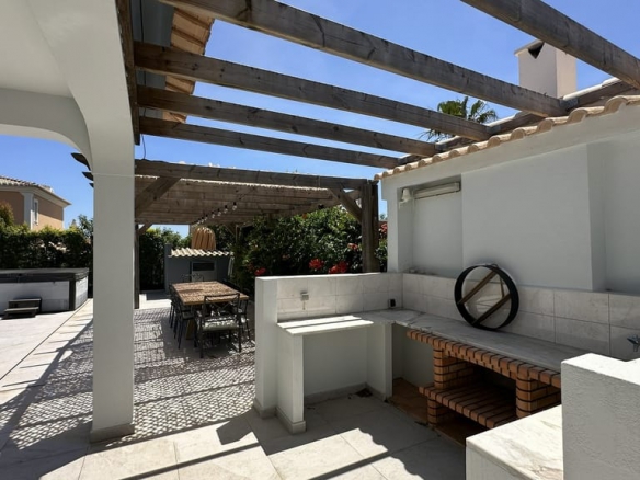 Beautiful Villa For Sale In Almancil