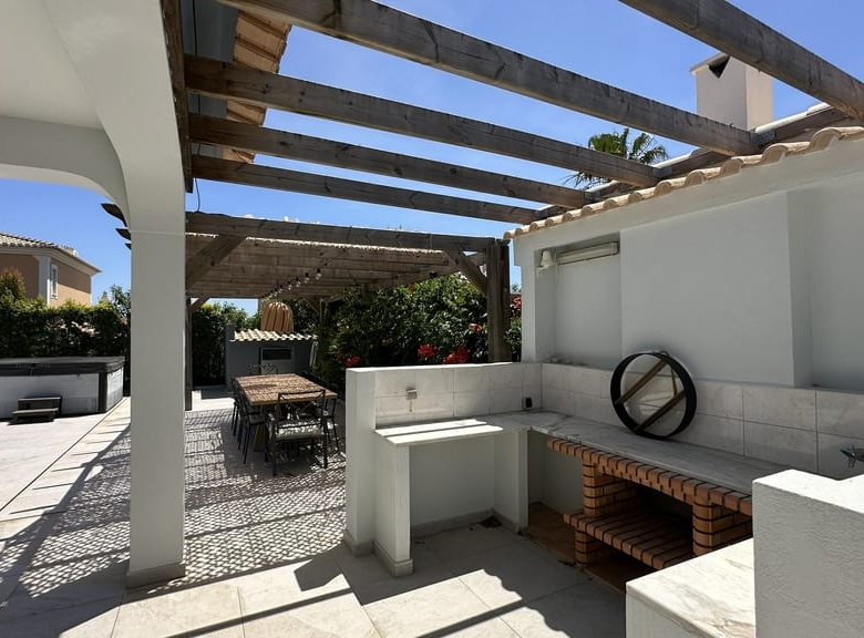 Beautiful Villa For Sale In Almancil
