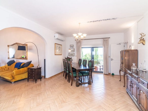 Villa In Estoi With Panoramic Views