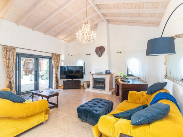 Villa In Estoi With Panoramic Views