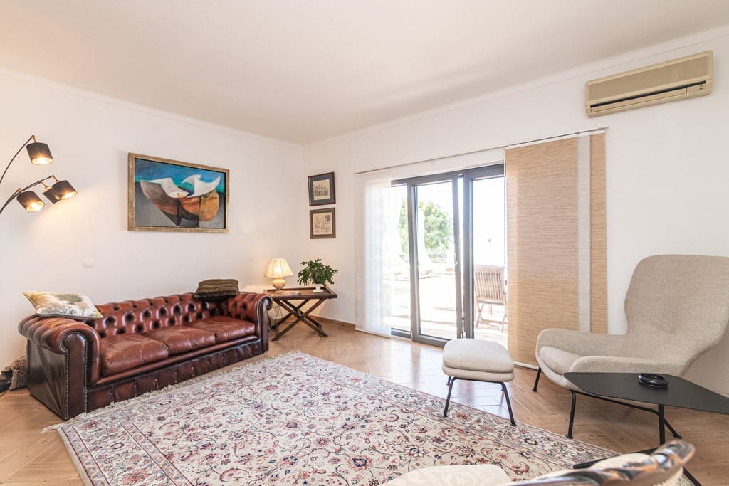 Villa In Estoi With Panoramic Views