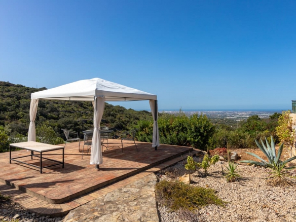 Villa In Estoi With Panoramic Views