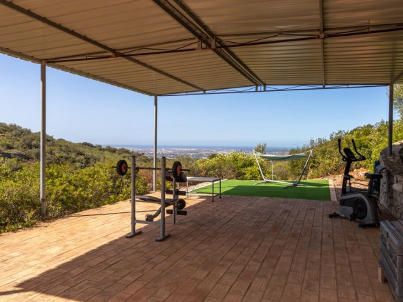 Villa In Estoi With Panoramic Views