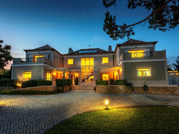Luxury Detached Villa Near Quinta do Lago