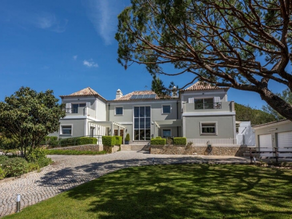 Luxury Detached Villa Near Quinta do Lago