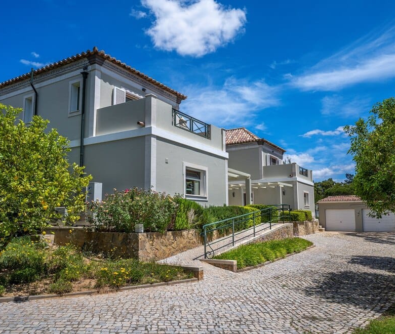 Luxury Detached Villa Near Quinta do Lago