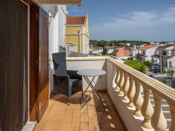 Elegant Villa For Sale Near Vilamoura