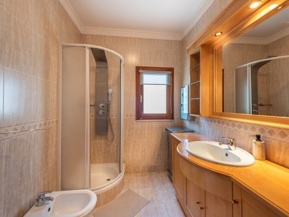 Elegant Villa For Sale Near Vilamoura