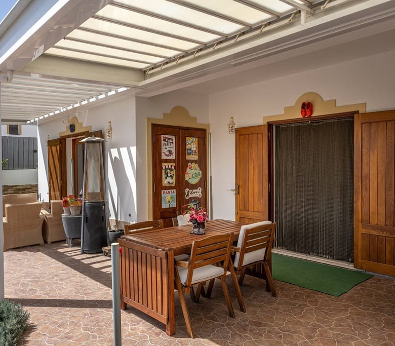 Elegant Villa For Sale Near Vilamoura