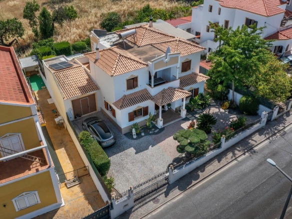 Elegant Villa For Sale Near Vilamoura