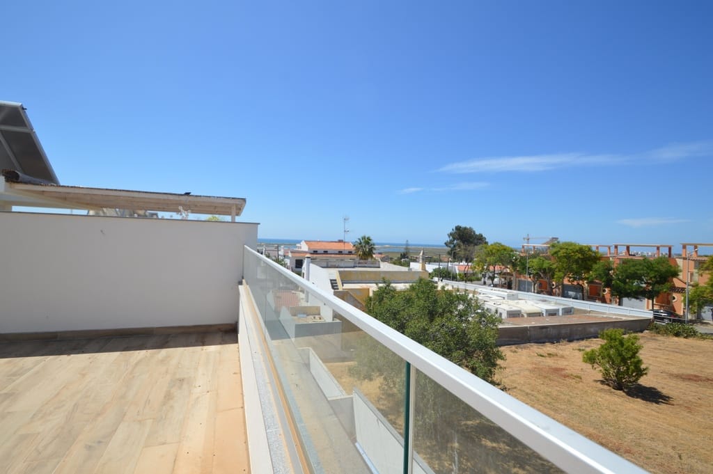Contemporary Villas For Sale In Fuseta