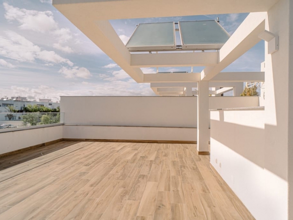 Contemporary Villas For Sale In Fuseta
