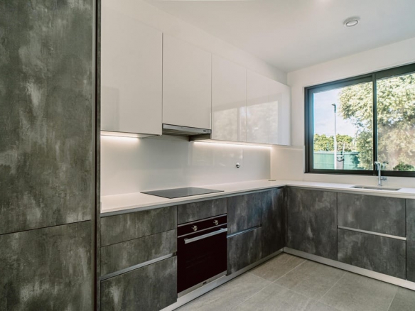 Contemporary Villas For Sale In Fuseta