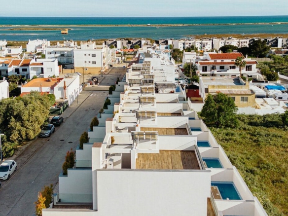 Contemporary Villas For Sale In Fuseta