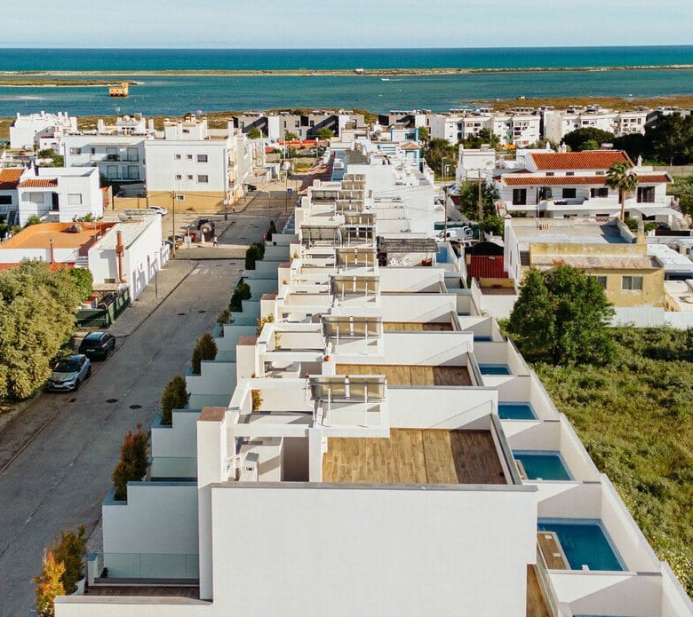 Contemporary Villas For Sale In Fuseta