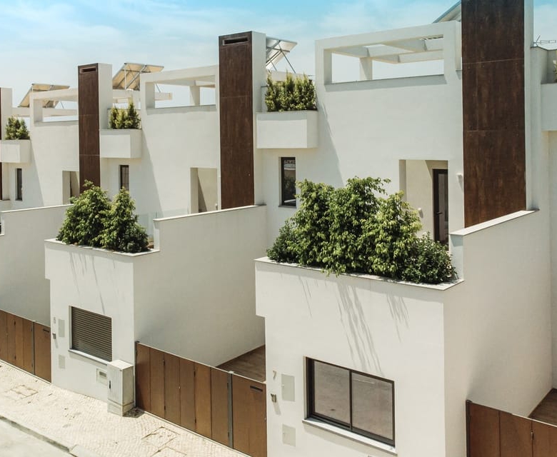 Contemporary Villas For Sale In Fuseta
