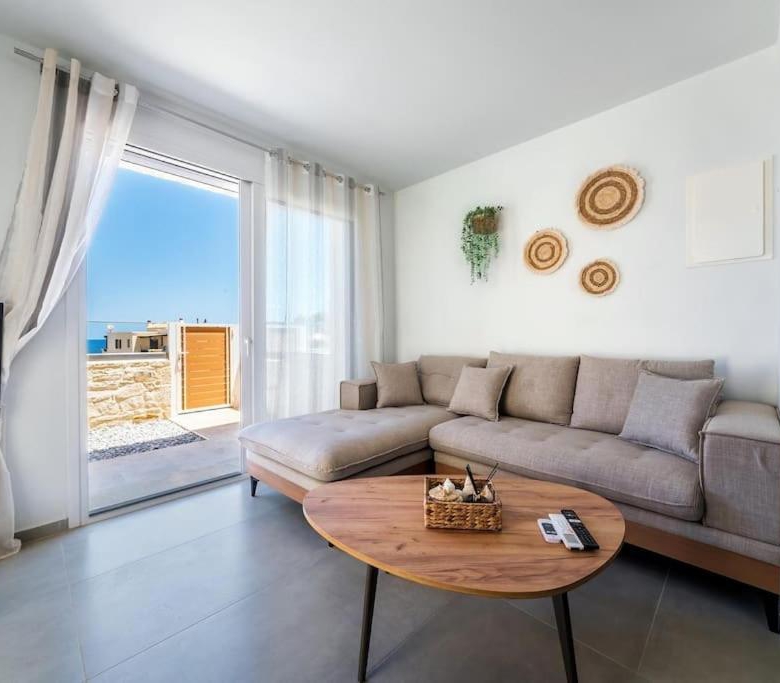 For Sale – Villa 63 m² in Crete