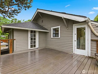5821 3rd Avenue NW, Seattle, WA 98107
