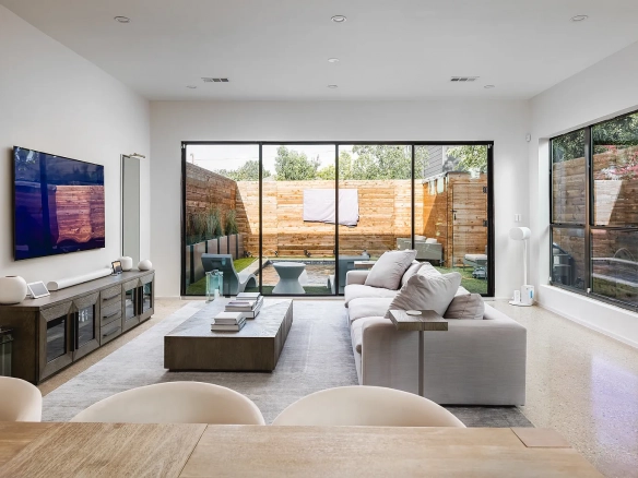 6804 Webster St, Dallas, TX 75209
