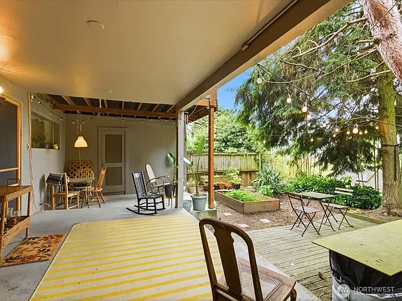 5821 3rd Avenue NW, Seattle, WA 98107