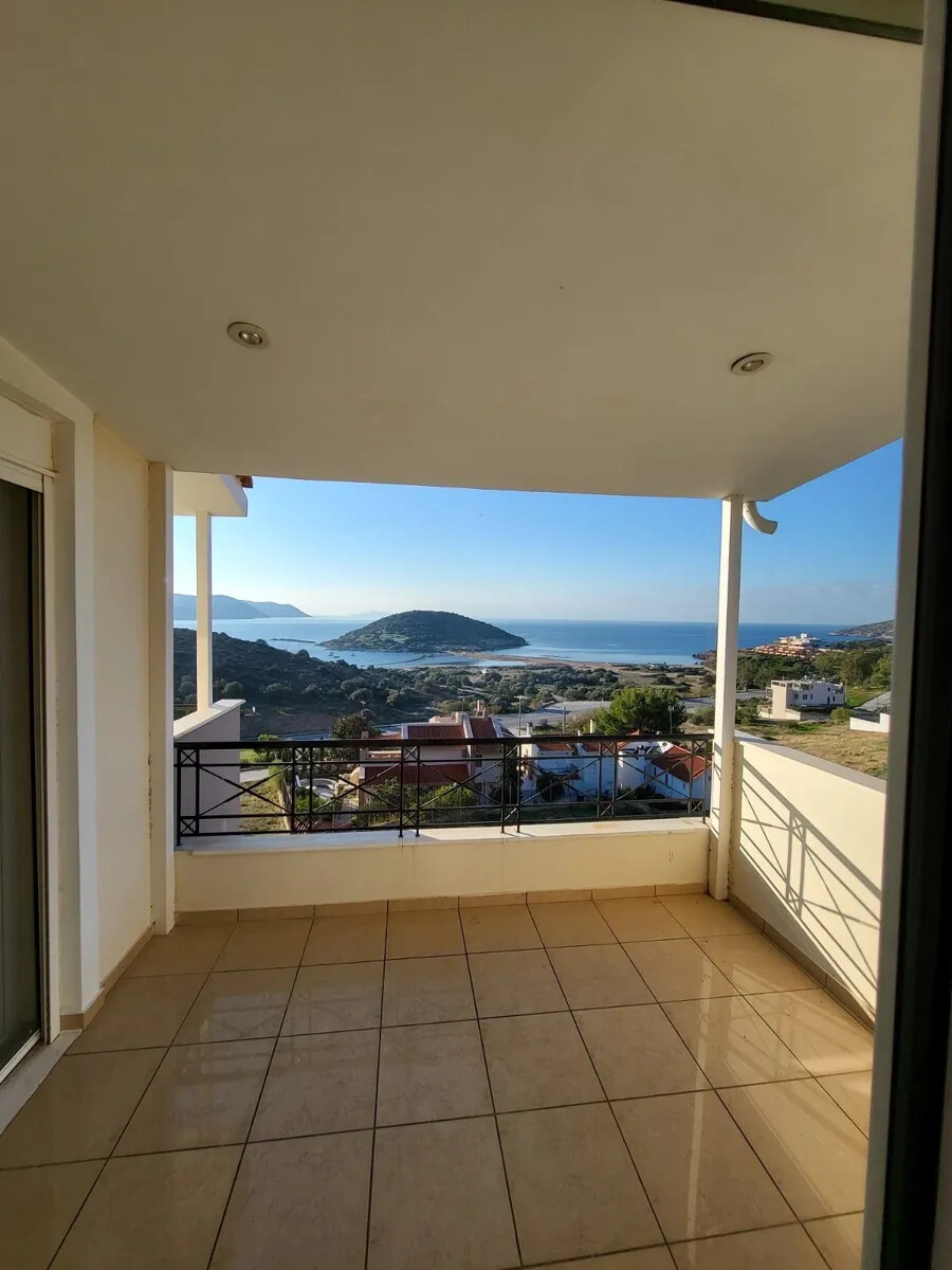 For Sale – Villa 409 m² in Attica