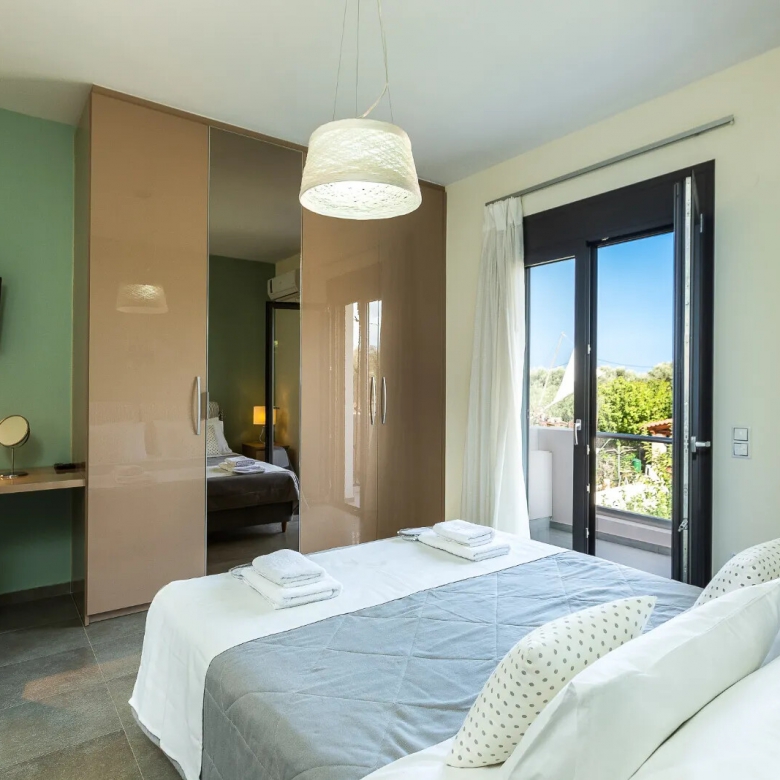 For Sale – Villa 270 m² in Crete